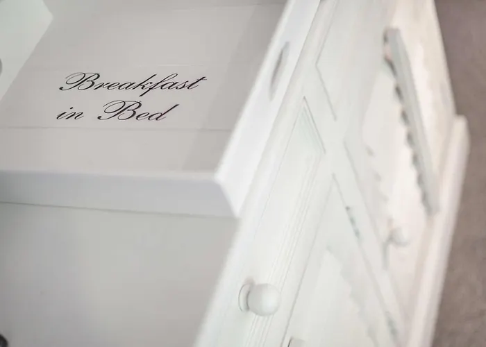 Haus Moevengrund ليست